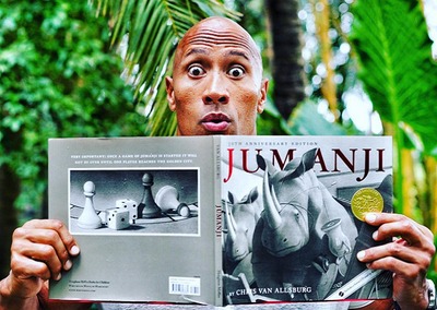 Jumanji-Welcome-to-the-Jungle-movie-2017-Dwayne-Johnson-reading